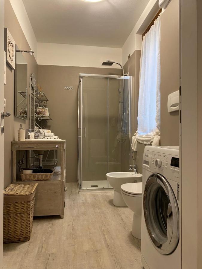 Violetta Maison, Elegante E Romantica A Salo' Apartman Kültér fotó